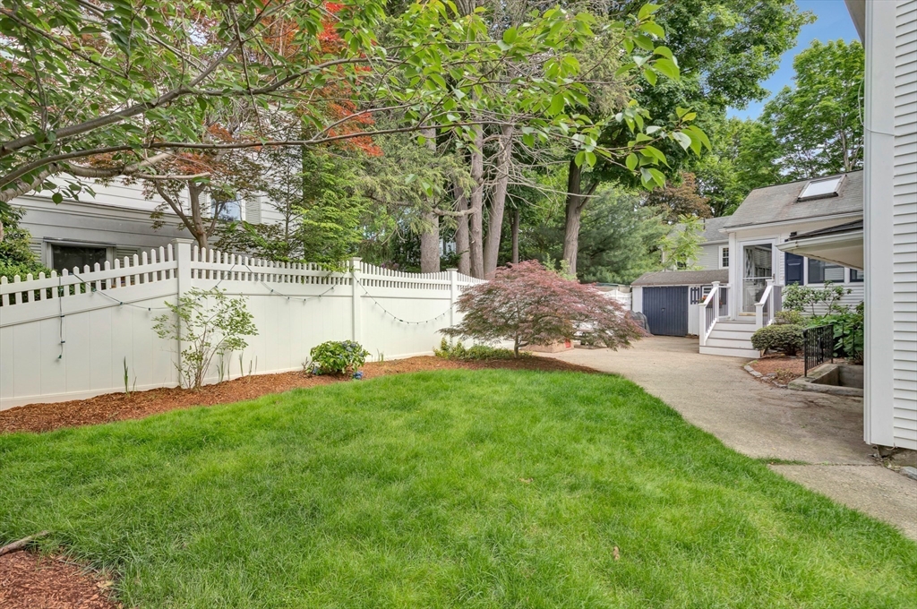 46 Arlington Road Woburn, MA 01801 - Photo 31 of 33 Gallery Image 31