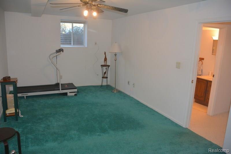 9363 Moon Road Saline, MI 48176 - Photo 34 of 49 39.jpg