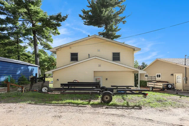 $440,000 | 6271 10th Street, Twin Lake, MI 49457
