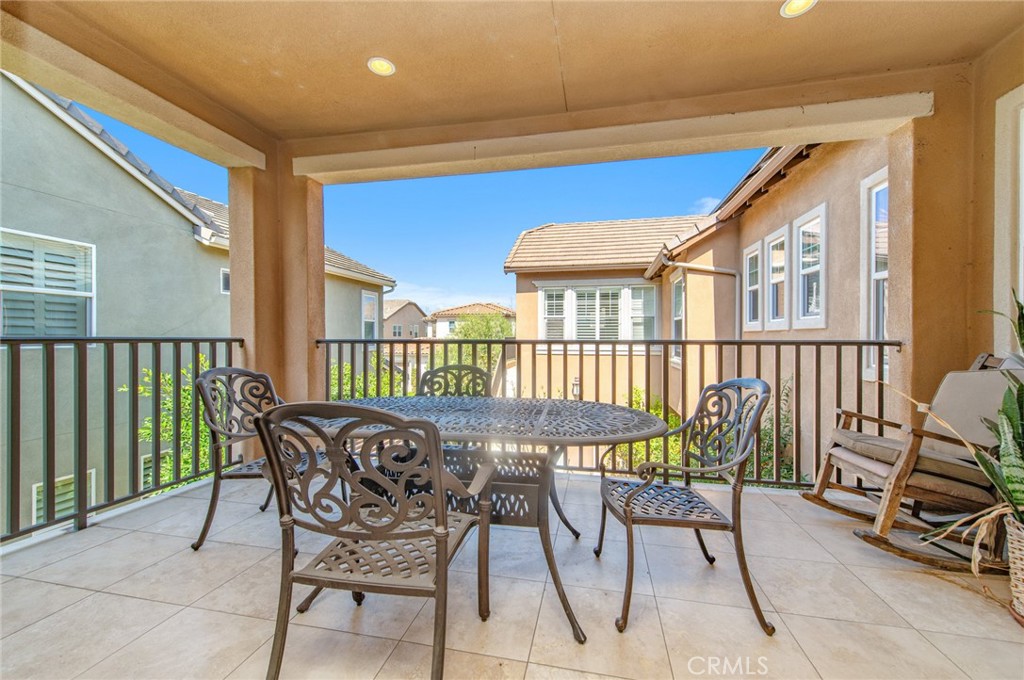 220 Barnes Road Tustin, CA 92782 - Photo 29 of 66