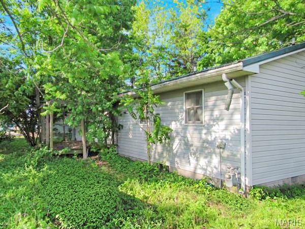 22662 South Centennial Road Jerseyville, IL 62052 - Photo 5 of 19