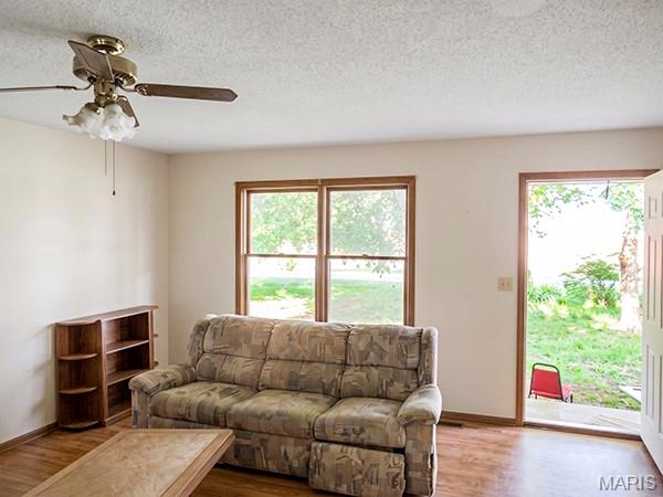 22662 South Centennial Road Jerseyville, IL 62052 - Photo 6 of 19