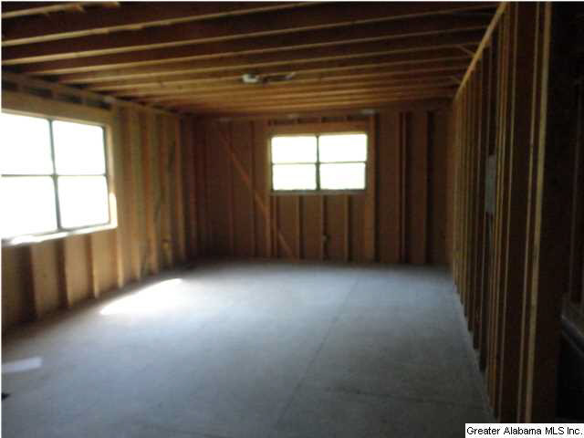 228 Dooley Road Gardendale, AL 35071 - Photo 3 of 15