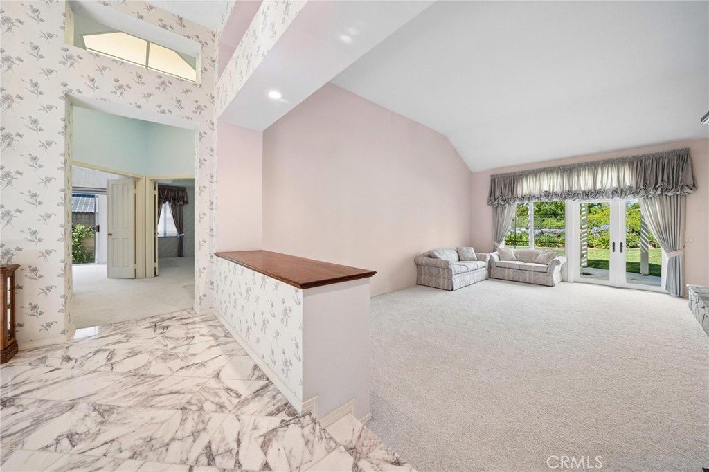 26072 Charing Cross Road Valencia, CA 91355 - Photo 76 of 105