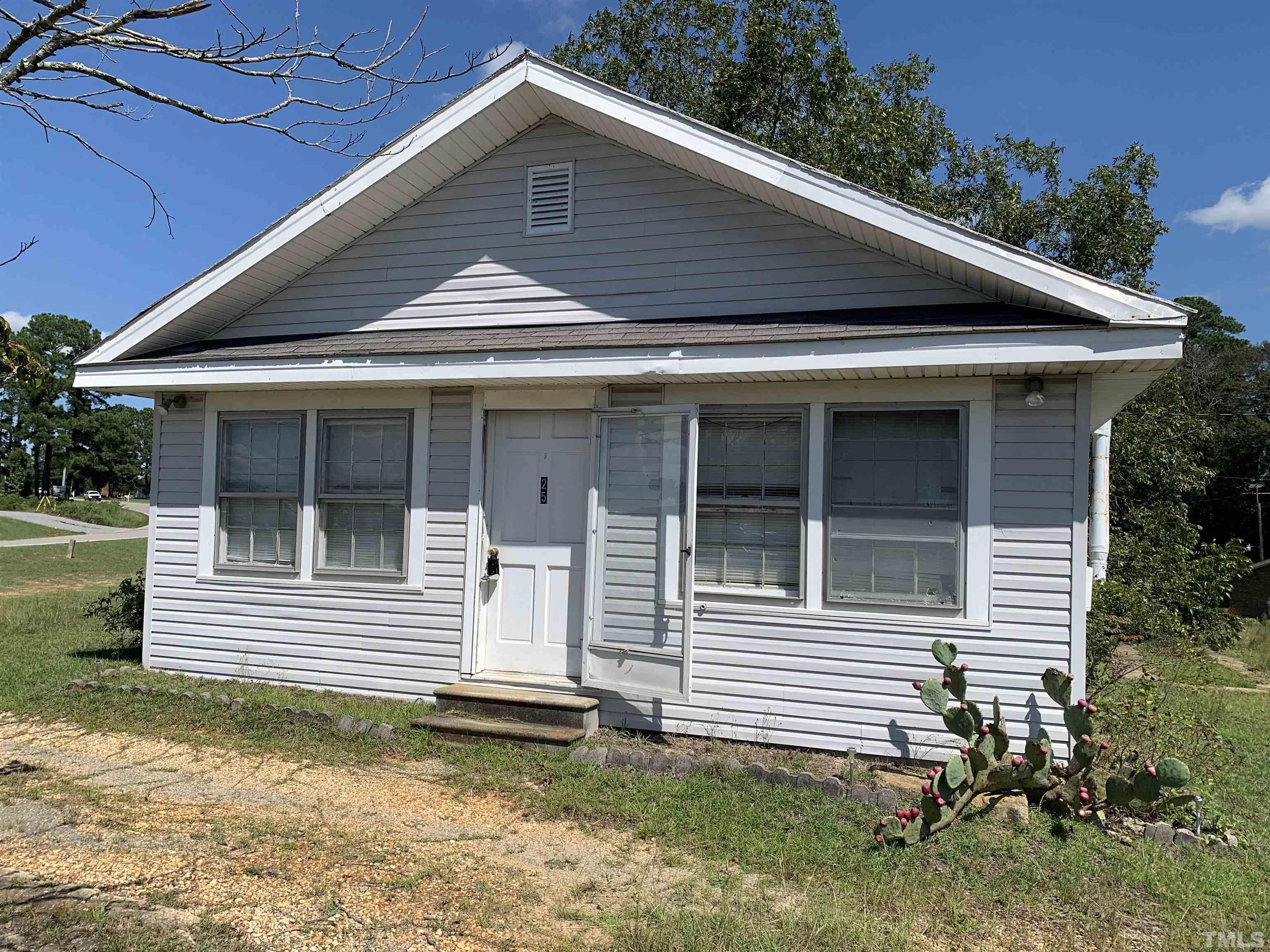 25 Wise Road Dunn, NC 28334 - Photo 1 of 6