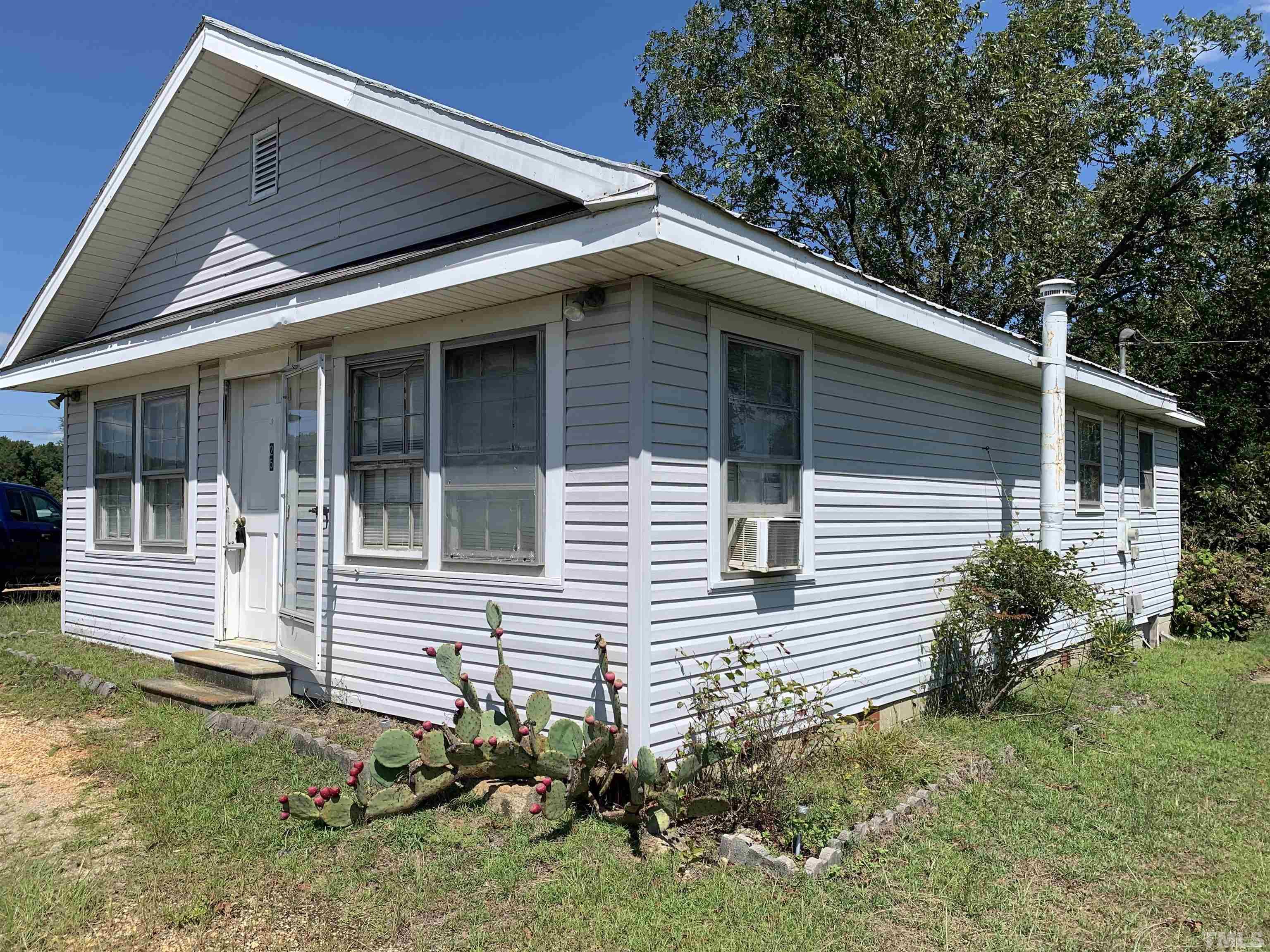 25 Wise Road Dunn, NC 28334 - Photo 2 of 6