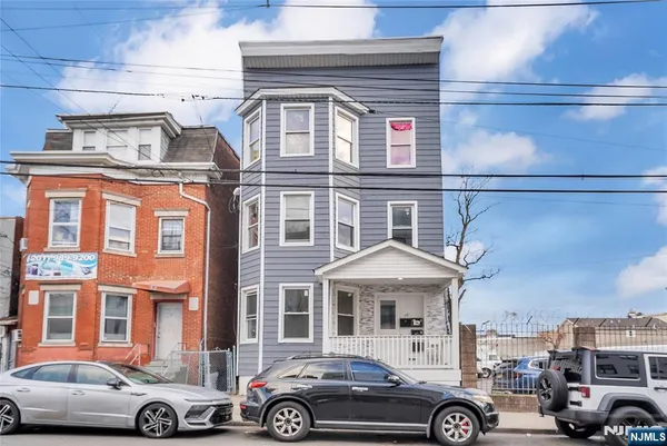 $839,000 | 90 Park Avenue, Paterson, NJ 07501