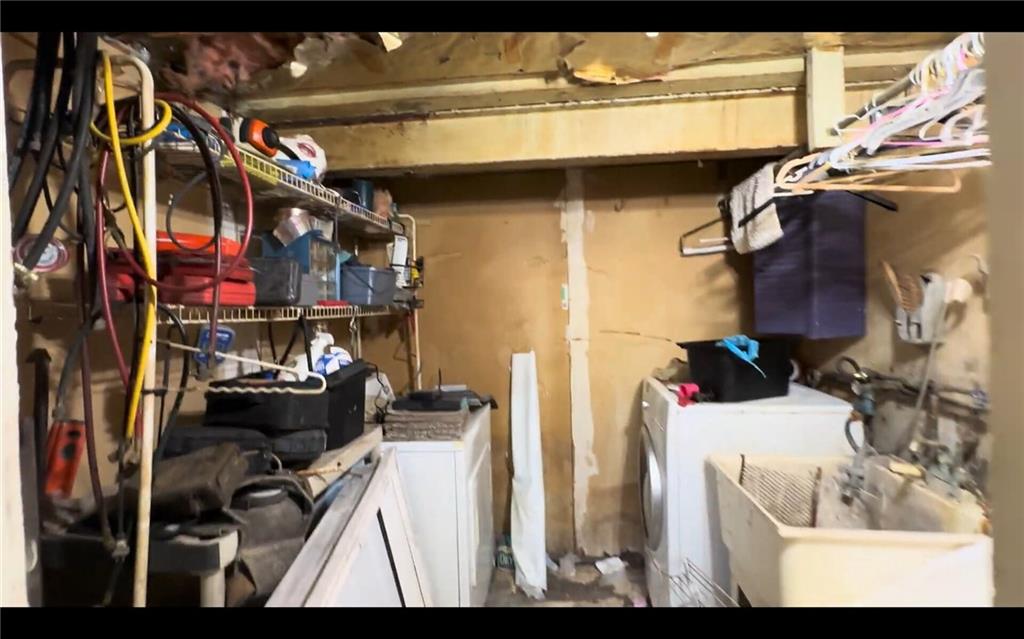 304 East Garden Road Pittsburgh, PA 15227 - Photo 21 of 22 Gallery Image 21