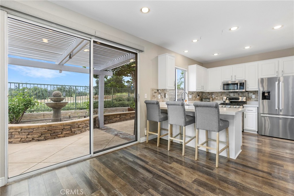 27 Acorn Ridge Rancho Santa Margarita, CA 92688 - Photo 5 of 44