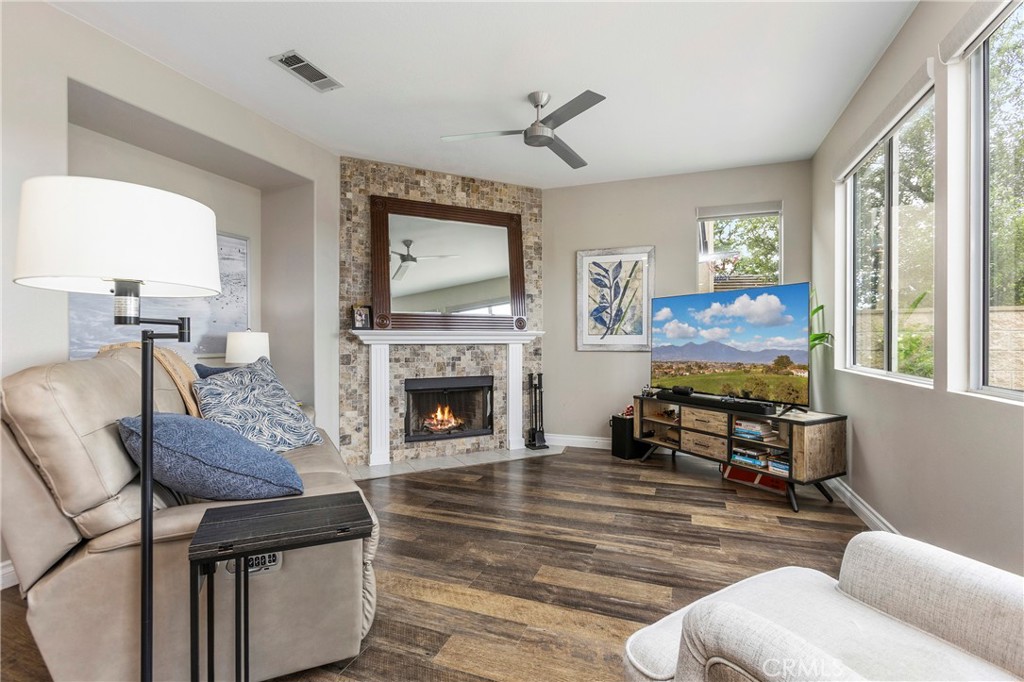 27 Acorn Ridge Rancho Santa Margarita, CA 92688 - Photo 8 of 44