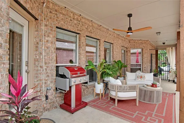 $470,000 | 7585 Glasshouse Walk, Frisco, TX 75035