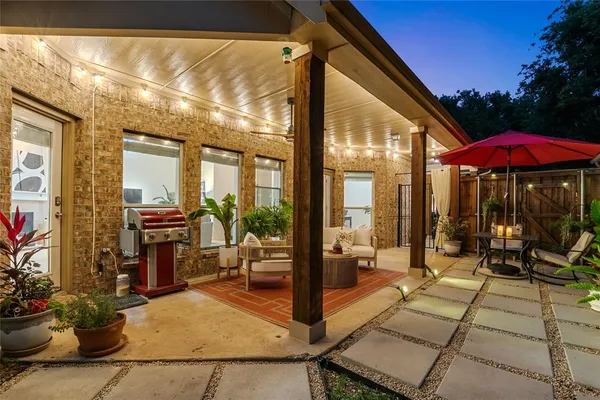 $470,000 | 7585 Glasshouse Walk, Frisco, TX 75035