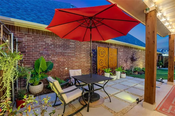 $470,000 | 7585 Glasshouse Walk, Frisco, TX 75035
