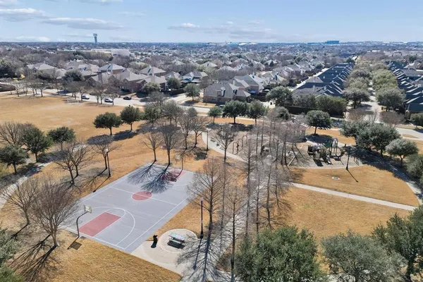 $470,000 | 7585 Glasshouse Walk, Frisco, TX 75035