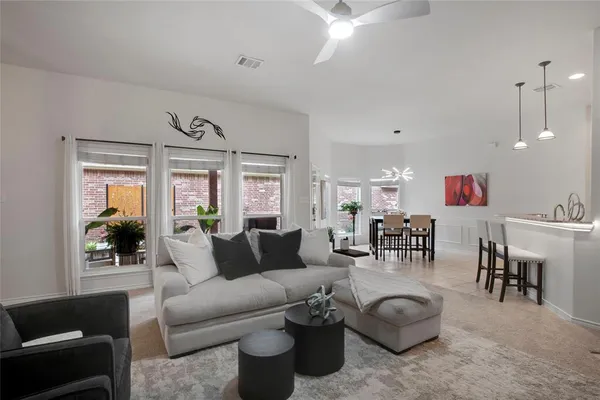 $470,000 | 7585 Glasshouse Walk, Frisco, TX 75035