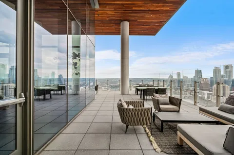 $1,450,000 | 44 East Avenue, Unit 4104, Austin, TX 78701