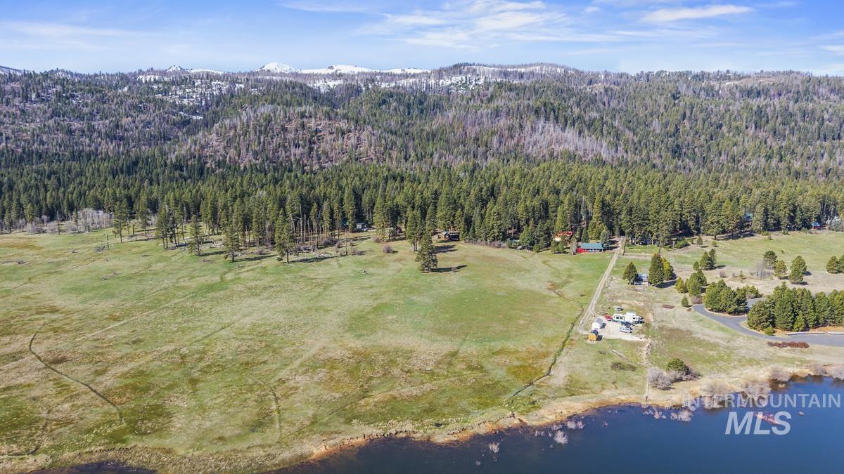44 Pats Lane Cascade, ID 83611 - Photo 7 of 33