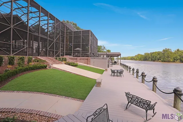 $1,940,000 | 21647 Waterfront E Drive, Maurepas, LA 70449