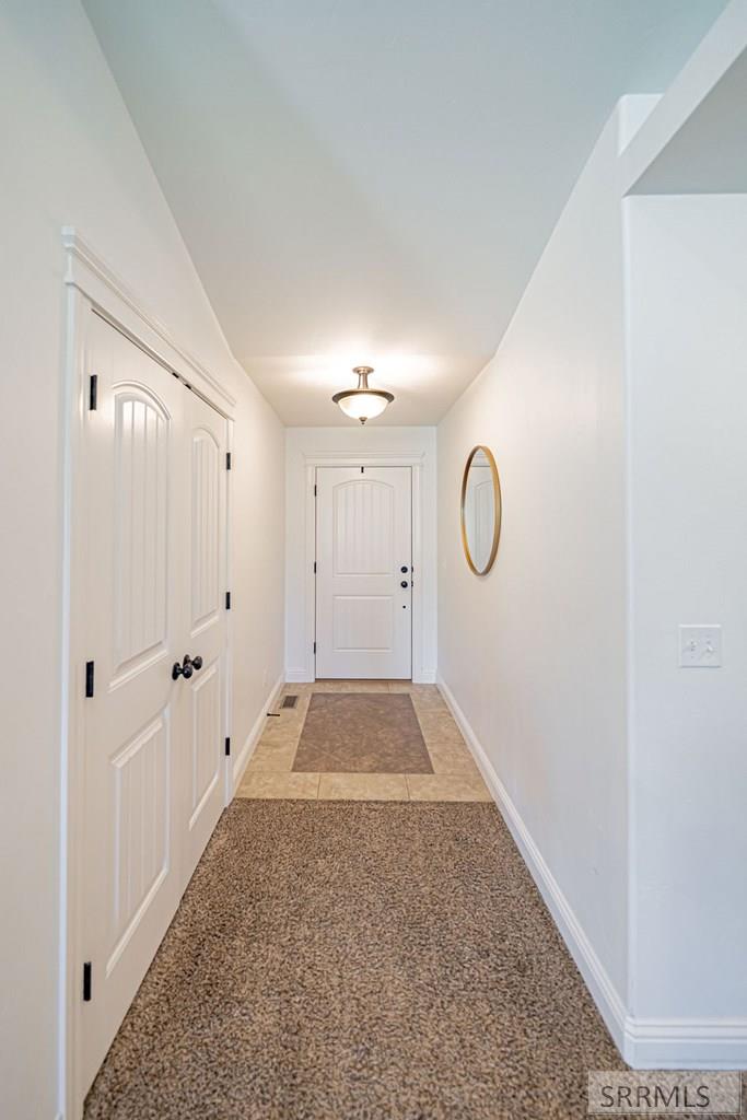 4613 Timberline Road Rexburg, ID 83440 - Photo 4 of 49