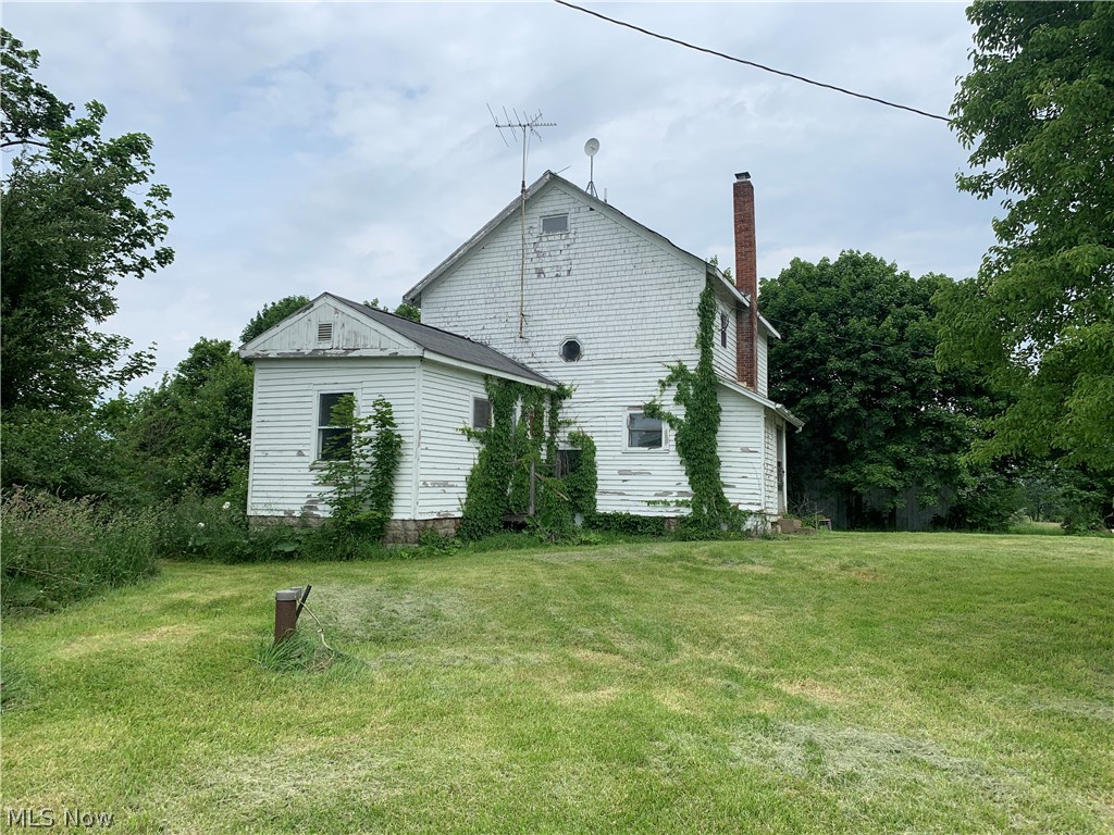 4381 Avon Lake Road Litchfield, OH 44253 - Photo 3 of 24 Gallery Image 3