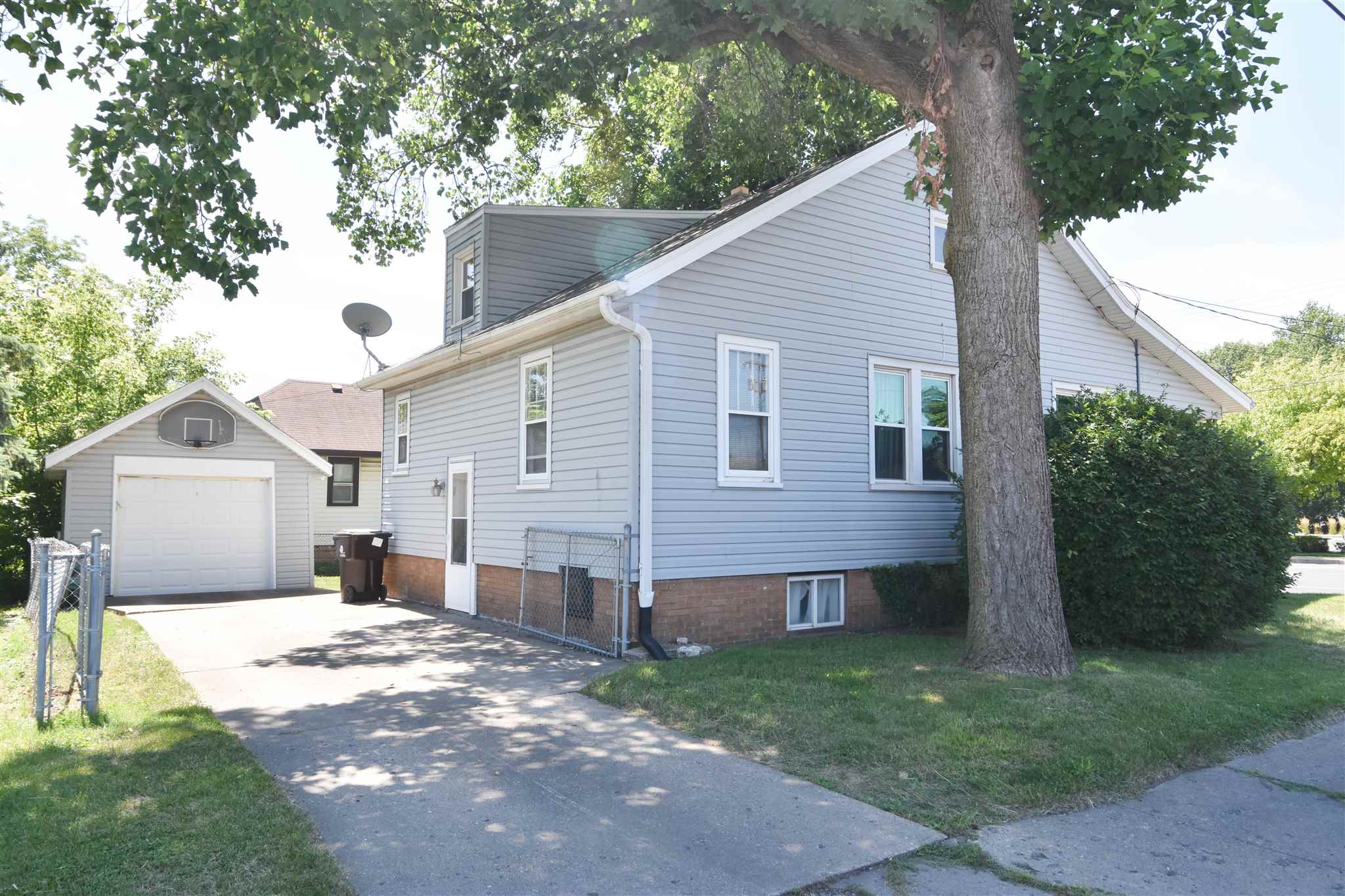 3442 North Prospect Road Peoria, IL 61603 - Photo 3 of 22 Gallery Image 3