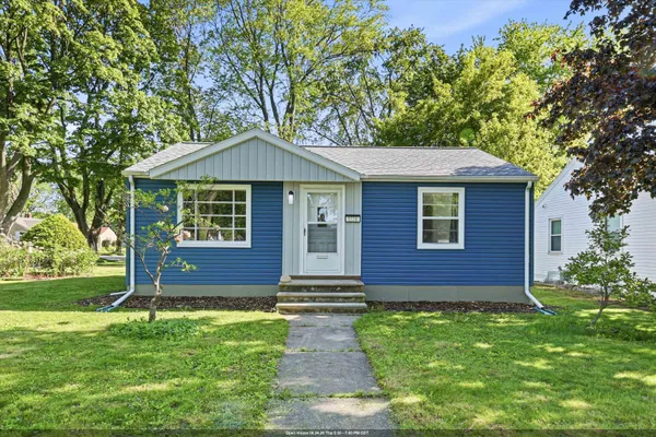 $205,000 | 1228 8th Street, Green Bay, WI 54304
