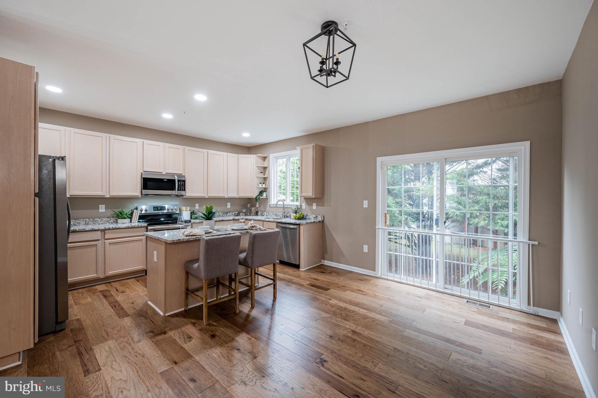 14029 Rockingham Road Germantown, MD 20874 - Photo 13 of 53 Eat-In Kitchen