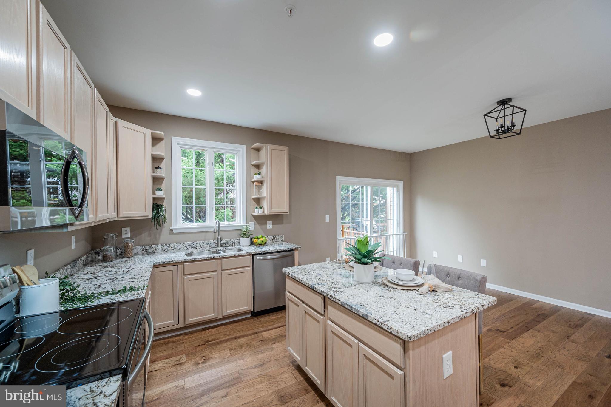 14029 Rockingham Road Germantown, MD 20874 - Photo 10 of 53 Eat-In Kitchen