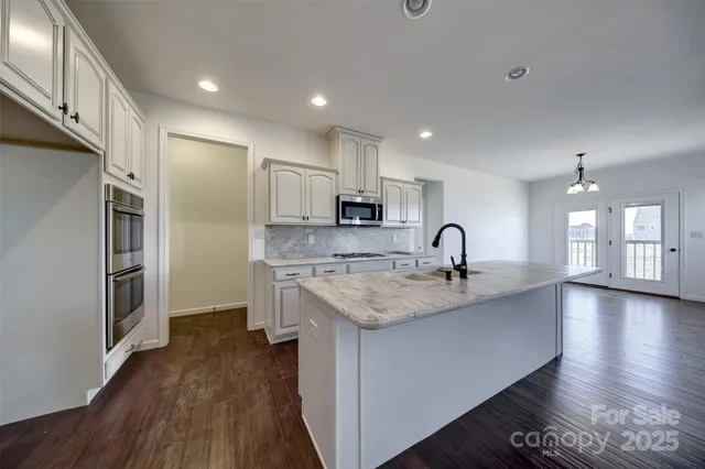 $718,073 | 1 Glenview Meadow Drive, Unit ARCADIA, Waxhaw, NC 28173