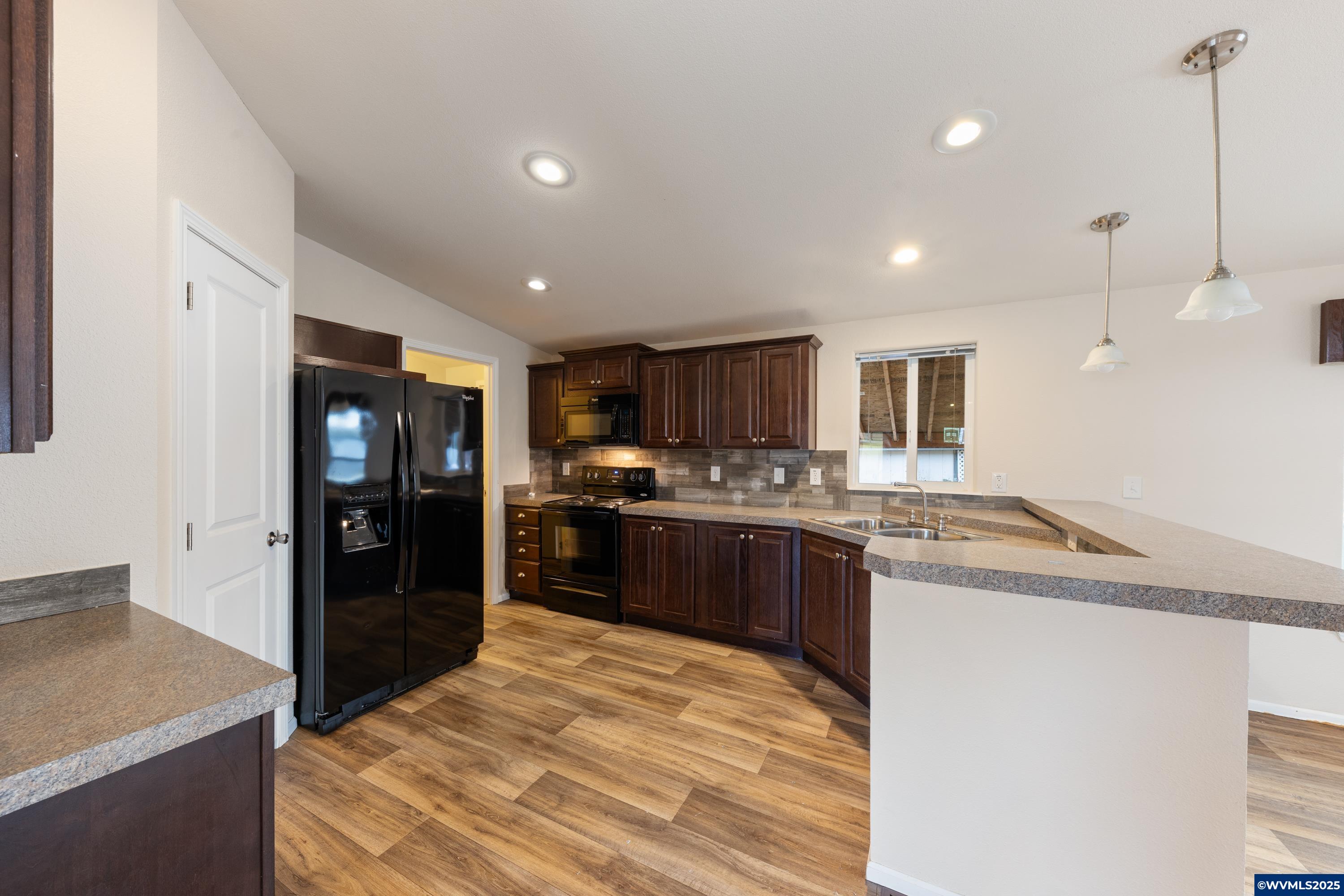 151 Edwards Road South, Unit 146 Monmouth, OR 97361 - Photo 6 of 27