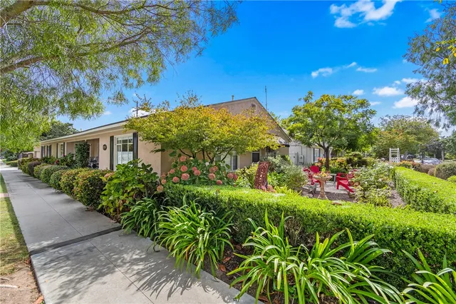 $1,799,999 | 5280 East 6th Street, Long Beach, CA 90814