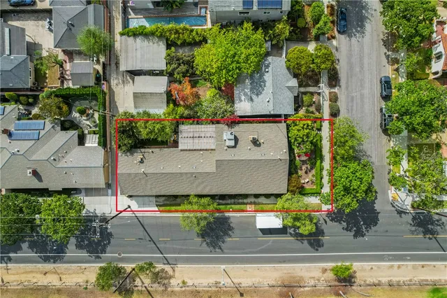 $1,799,999 | 5280 East 6th Street, Long Beach, CA 90814