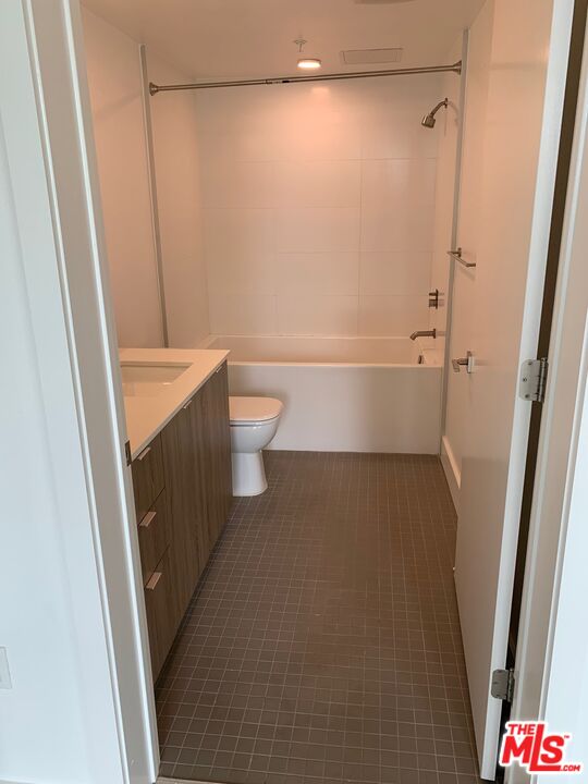 4210 Del Rey Avenue, Unit 301 Marina del Rey, CA 90292 - Photo 18 of 22