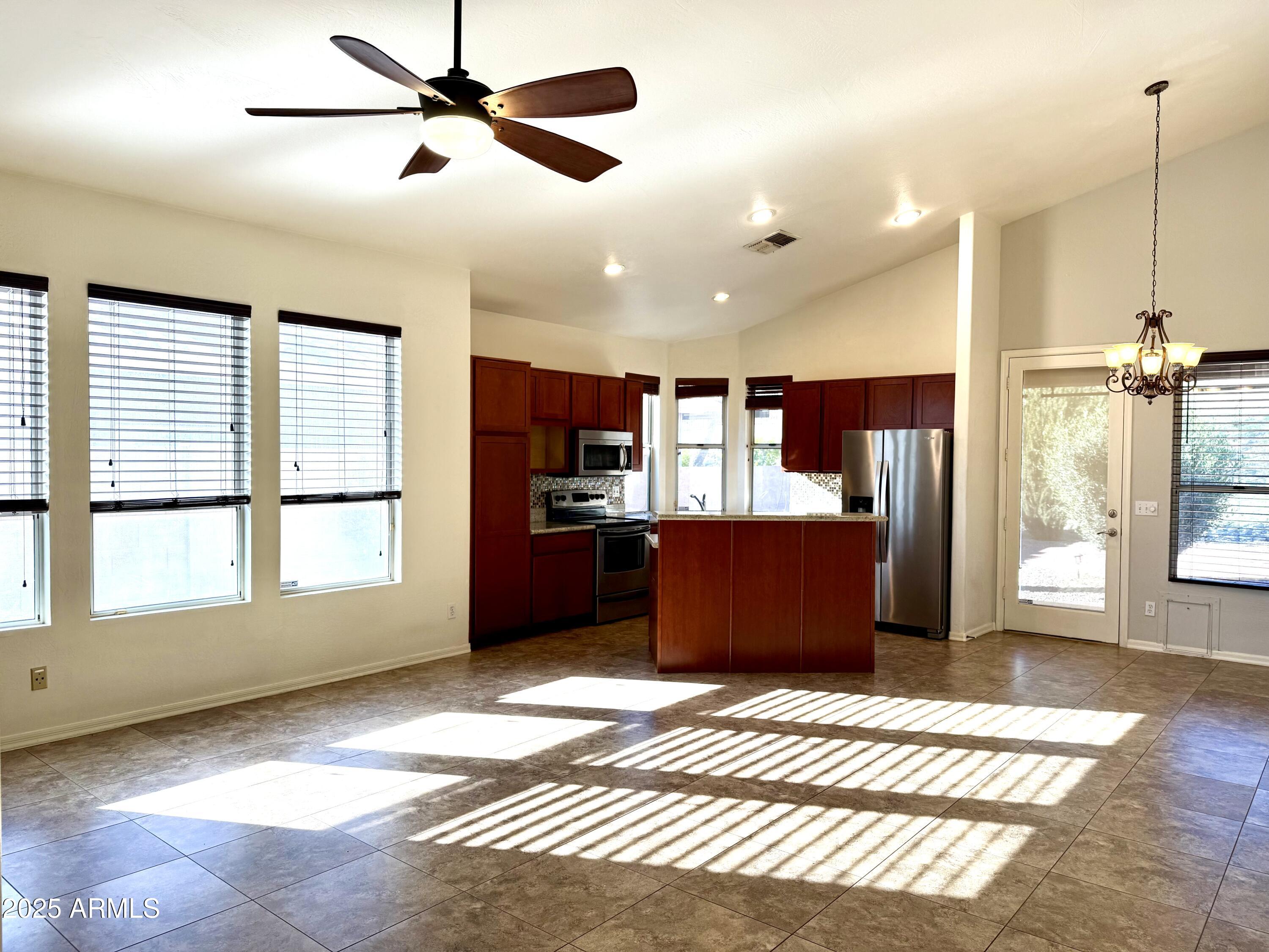 15844 South 23rd Place Phoenix, AZ 85048 - Photo 23 of 32 IMG_3610