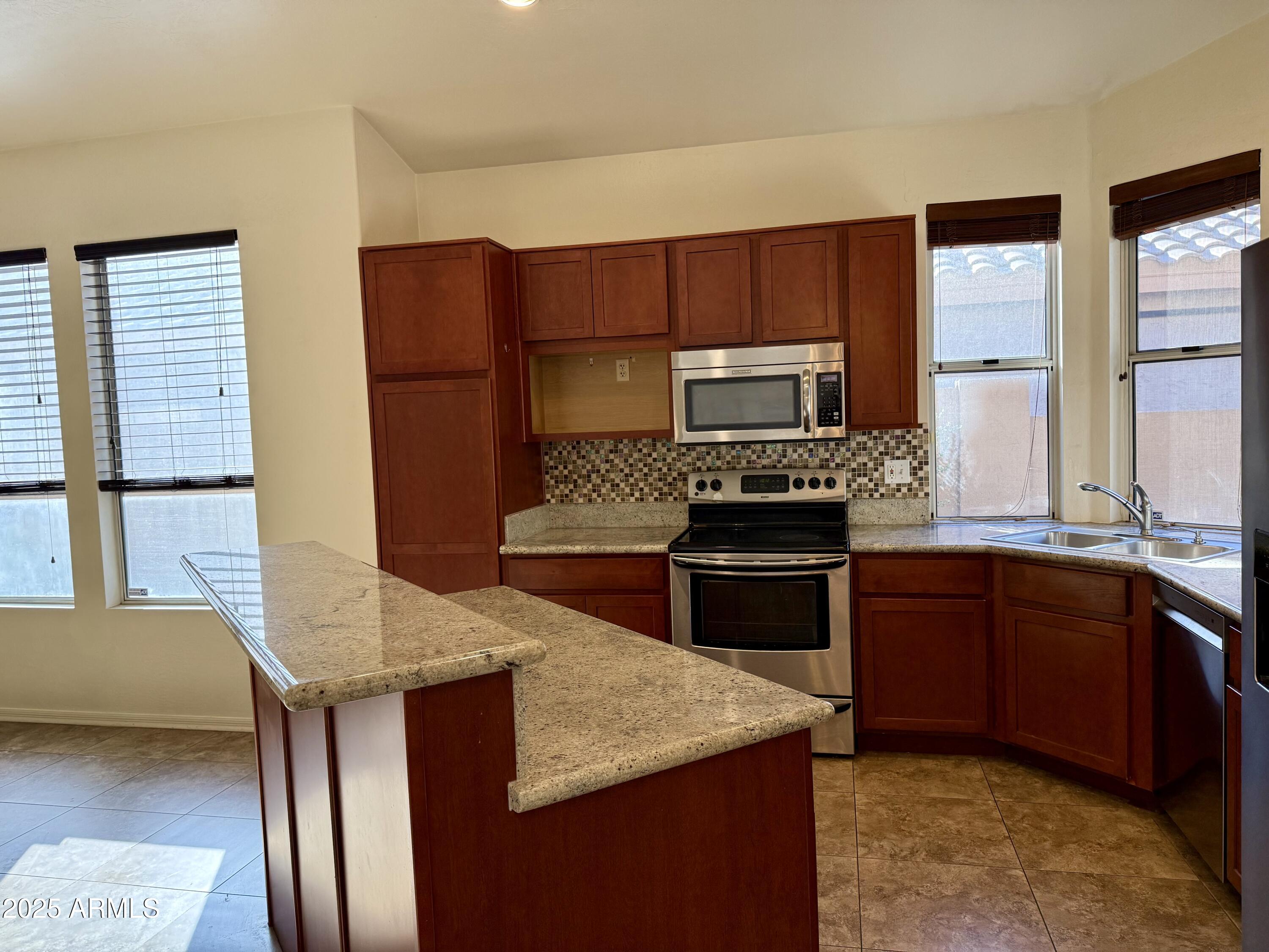 15844 South 23rd Place Phoenix, AZ 85048 - Photo 24 of 32 IMG_3615