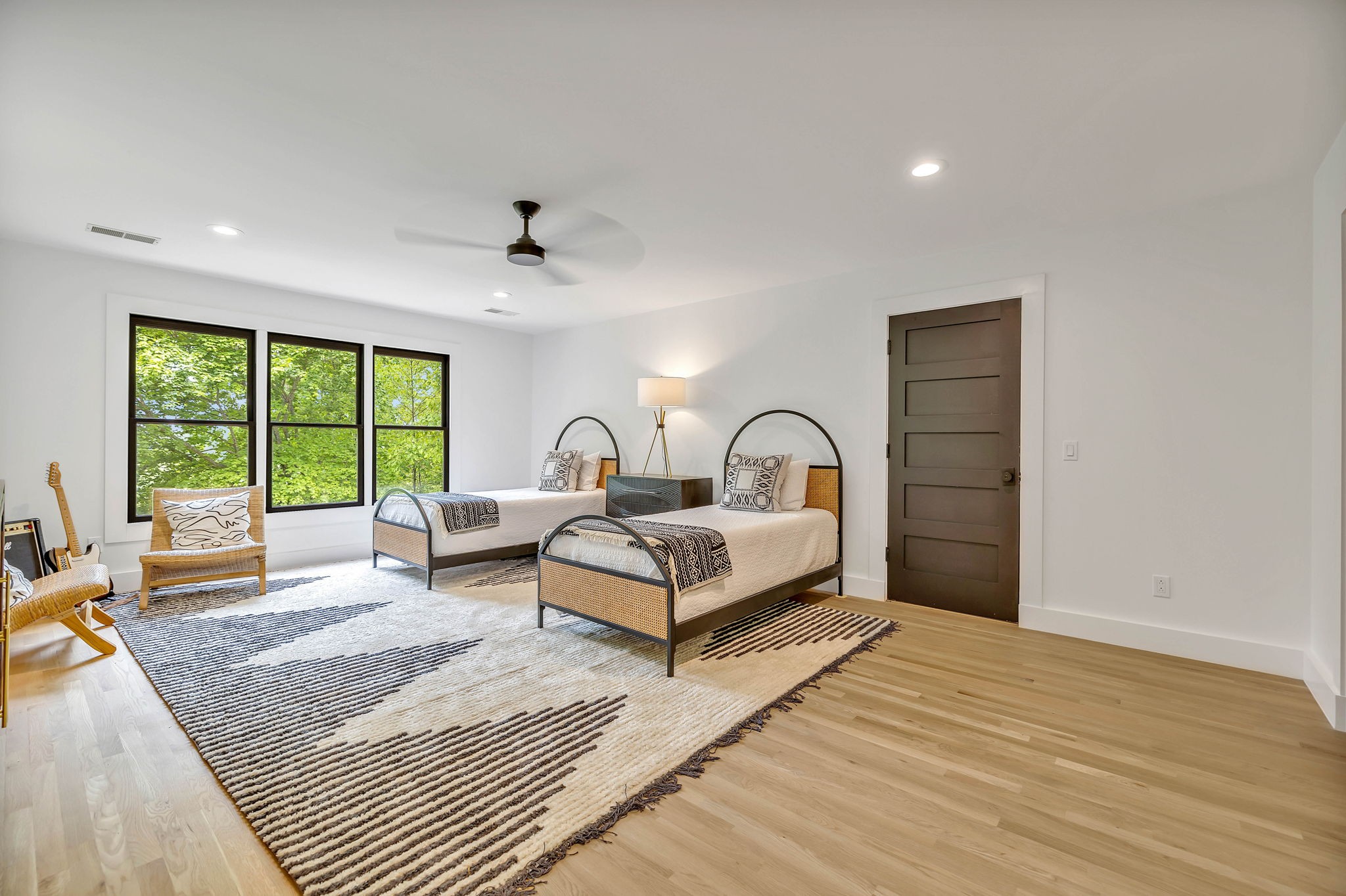 8548 Cub Creek Road Nashville, TN 37209 - Photo 23 of 43 a living room with furniture and large windows