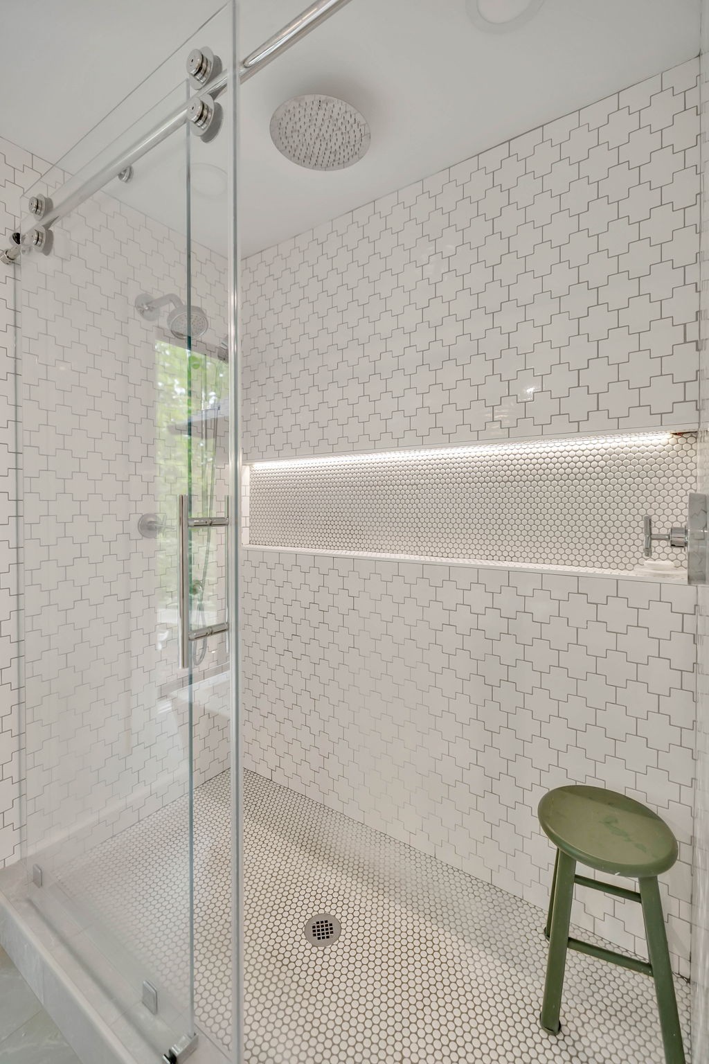 8548 Cub Creek Road Nashville, TN 37209 - Photo 25 of 43 a bathroom with a shower