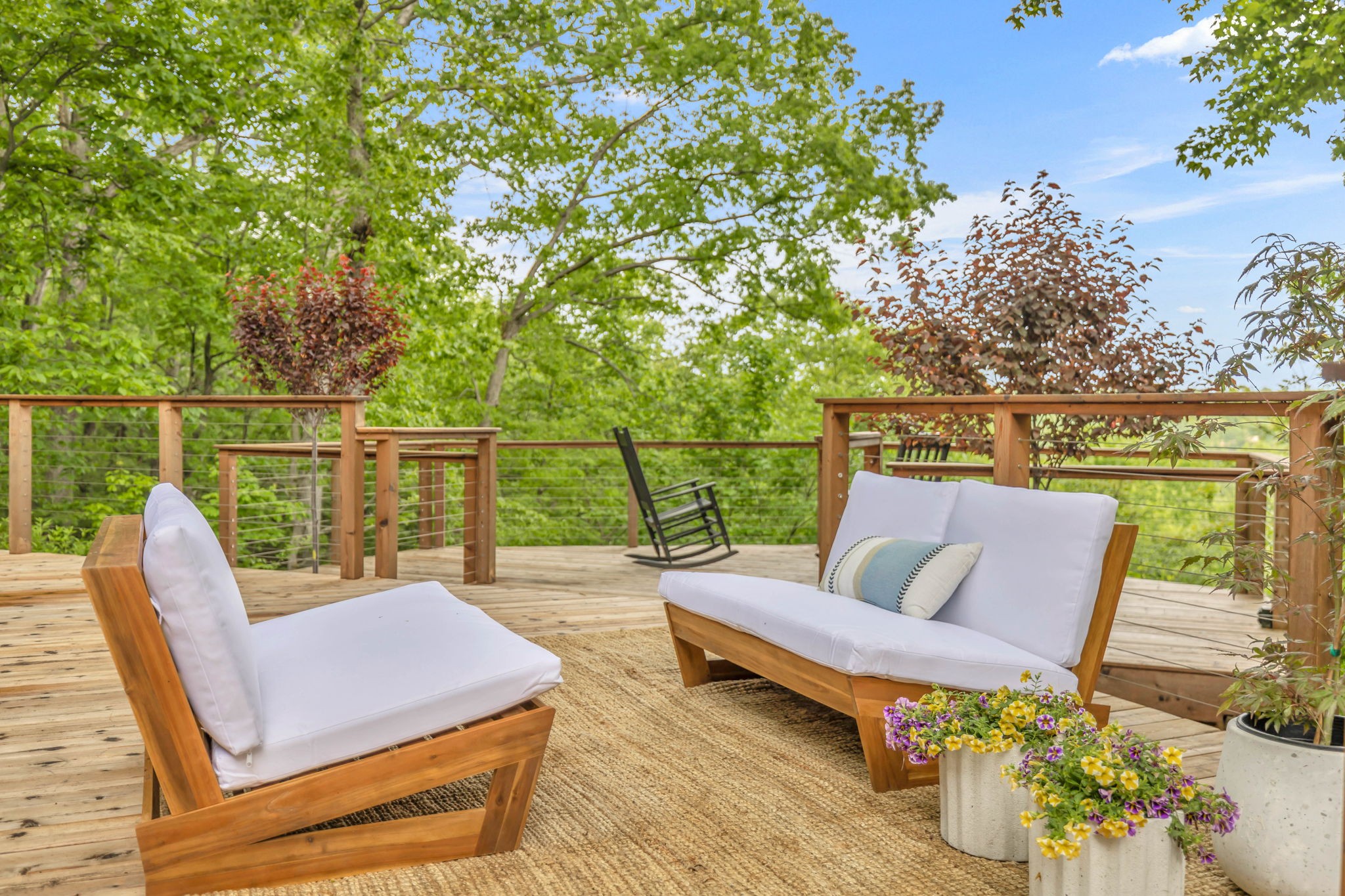8548 Cub Creek Road Nashville, TN 37209 - Photo 39 of 43 an outdoor sitting area with couch and a potted plant