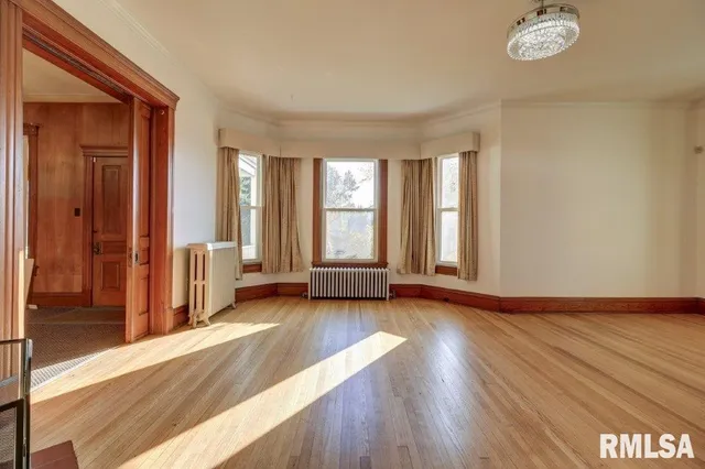 $212,000 | 802 West 4th Street, Sterling, IL 61081