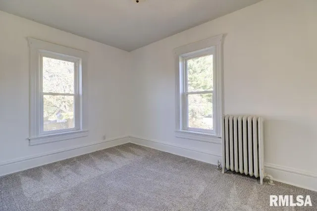 $212,000 | 802 West 4th Street, Sterling, IL 61081