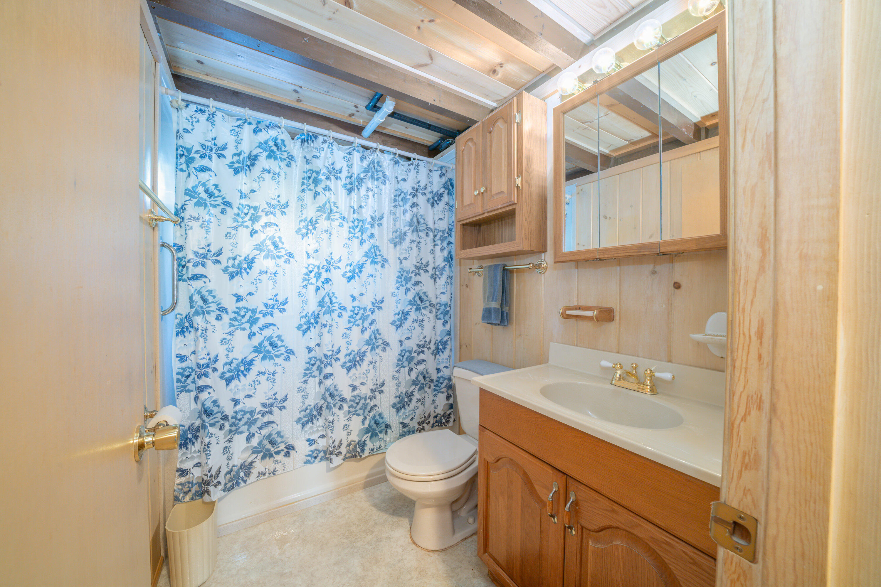 12 Hall Quarry Road Mount Desert, ME 04660 - Photo 28 of 48 First Floor bath