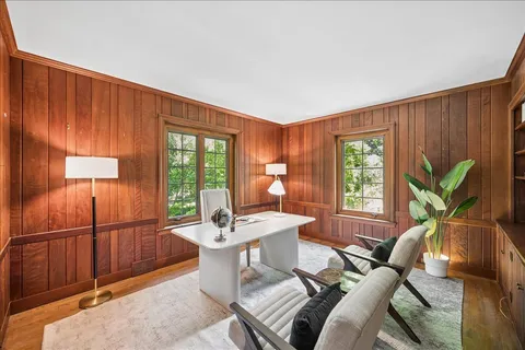 $1,650,000 | 1372 Sunview Lane, Winnetka, IL 60093