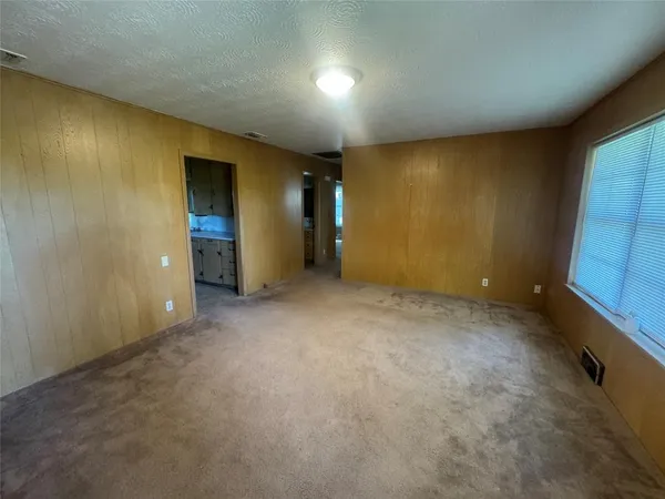 $1,550 | 5321 Gauntt Court, Granbury, TX 76048