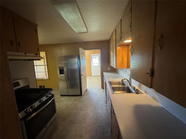 $1,550 | 5321 Gauntt Court, Granbury, TX 76048