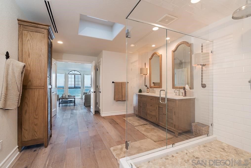 939 Coast Boulevard, Unit 104 La Jolla, CA 92037 - Photo 12 of 29