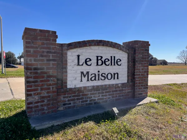 $52,000 | 165 Le Belle Maison Drive, Raceland, LA 70394