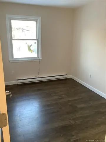 $3,300 | 4 Villaway Road, Norwalk, CT 06855