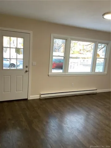 $3,300 | 4 Villaway Road, Norwalk, CT 06855