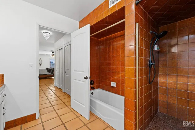 $799,000 | Undisclosed Address, Bakersfield, CA 93308