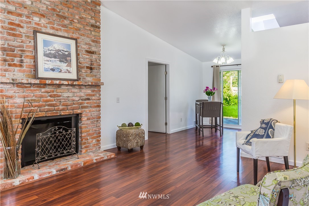 601 167th Street Southeast Bothell, WA 98012 - Photo 2 of 12